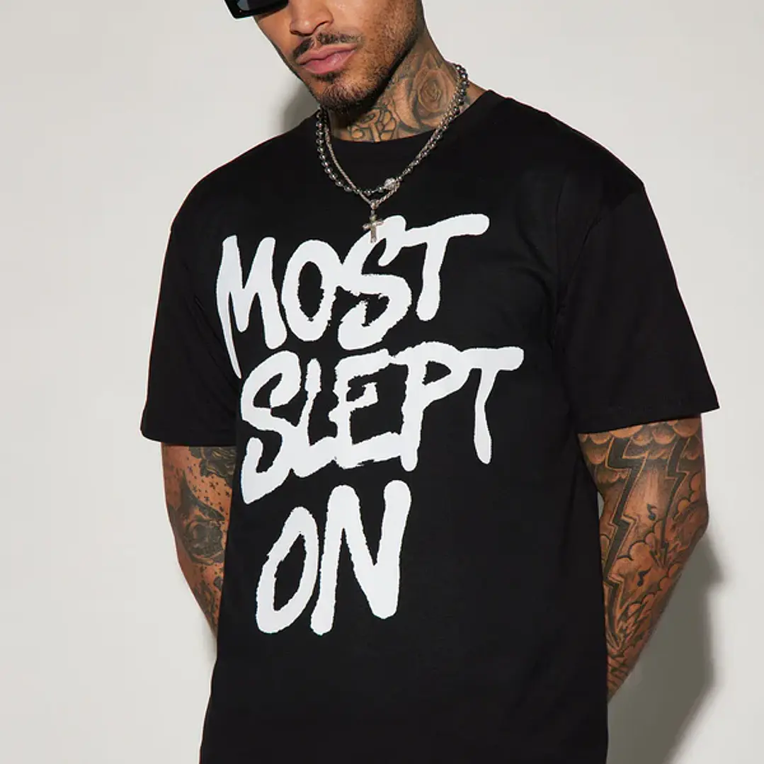 Polera Fashion Nova Most Slept On Short Sleeve Tee – Negra | Talla XL 2