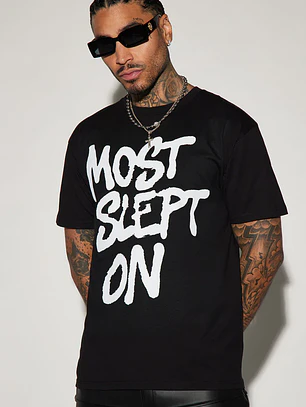 Polera Fashion Nova Most Slept On Short Sleeve Tee – Negra | Talla XL