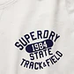 Polera Superdry Track & Field Graphic Hombre – Talla M - Miniatura 3