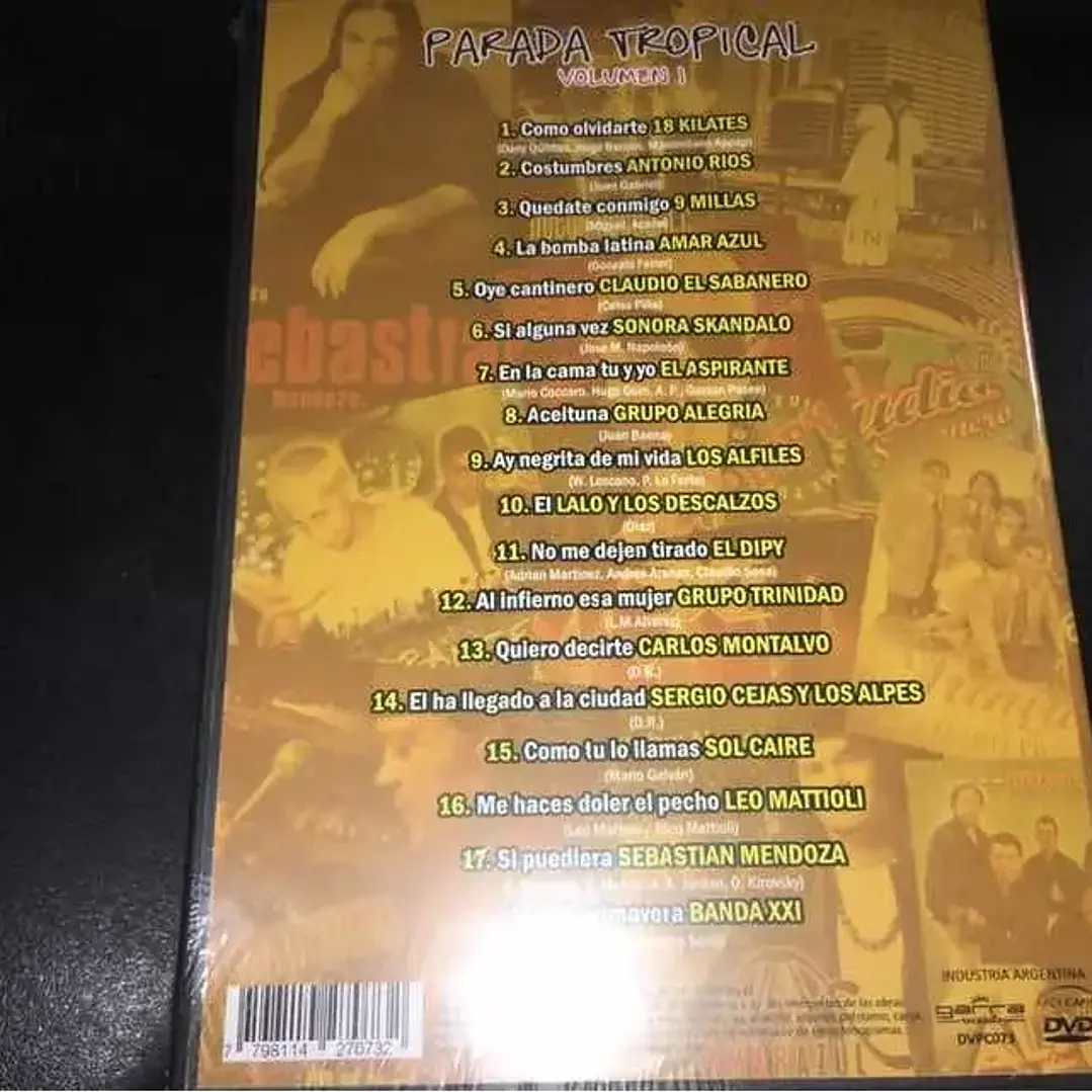 Parada Tropical Vol. 1 (2009) - Lo Mejor de la Cumbia y el Cuarteto 3