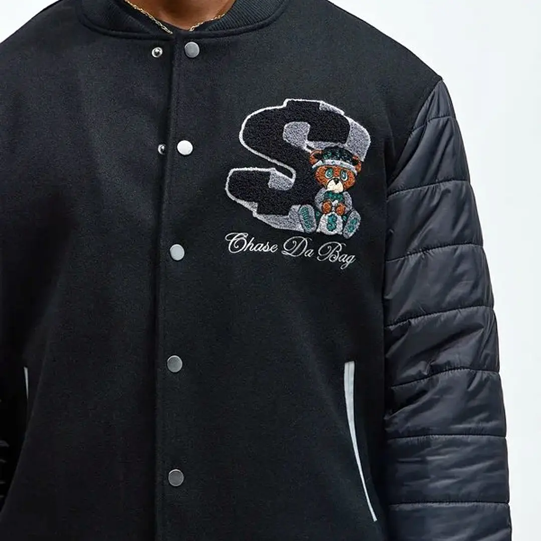 CHAQUETA VARSITY FASHION NOVA – TALLA M 5