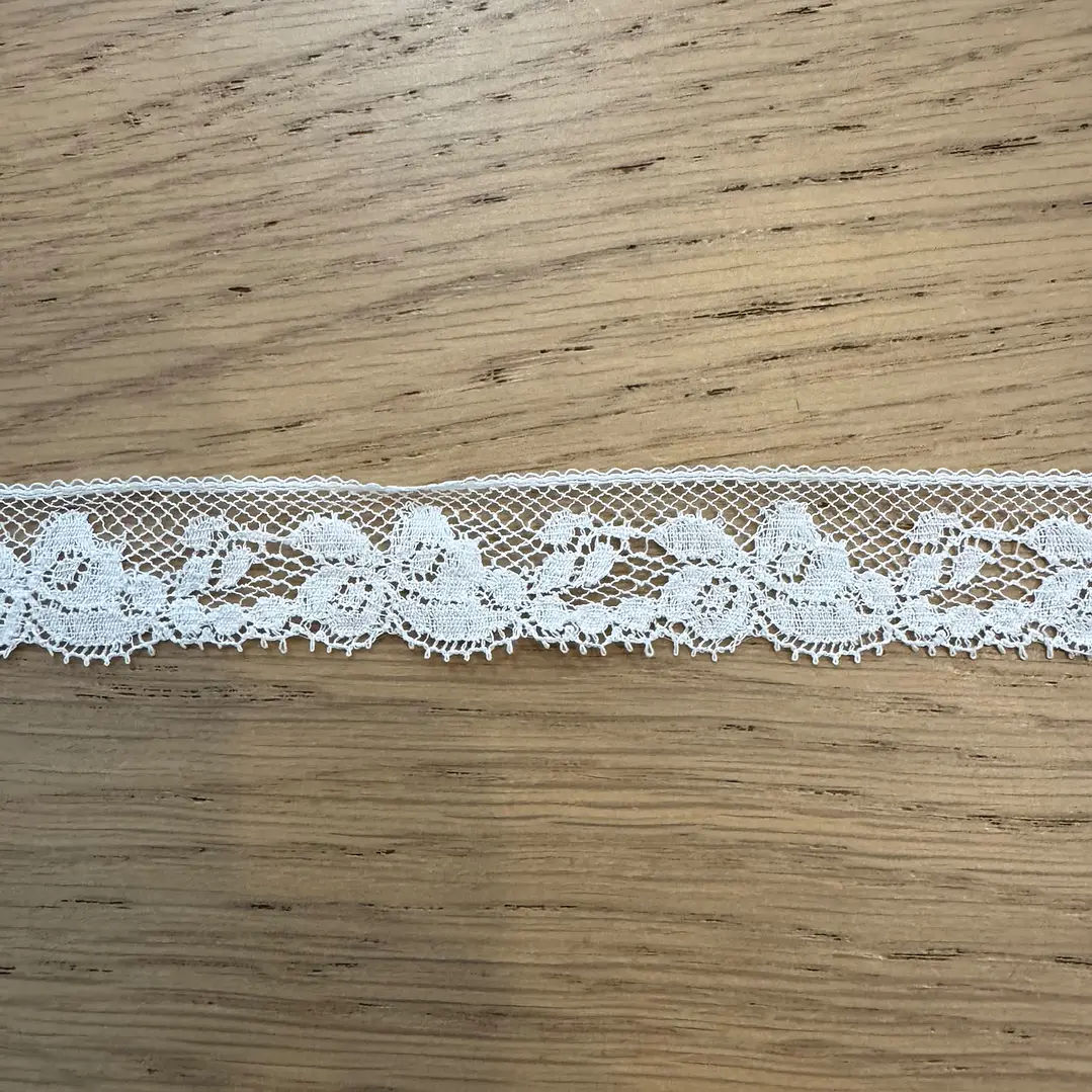 Renda Valenciana Branca (2cm - 100% Algodão) 1