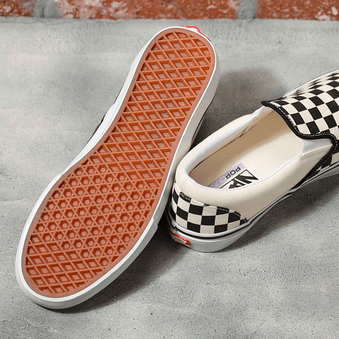 SLIP-ON CHECKERBOARD (BLACK OFF/WHITE)