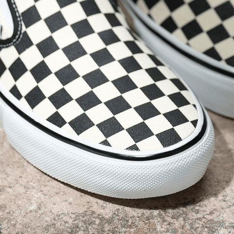 SLIP-ON CHECKERBOARD (BLACK OFF/WHITE)