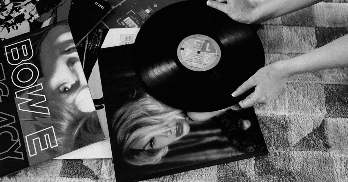 Guía definitiva: Cómo empezar a coleccionar vinilos sin morir en el intento