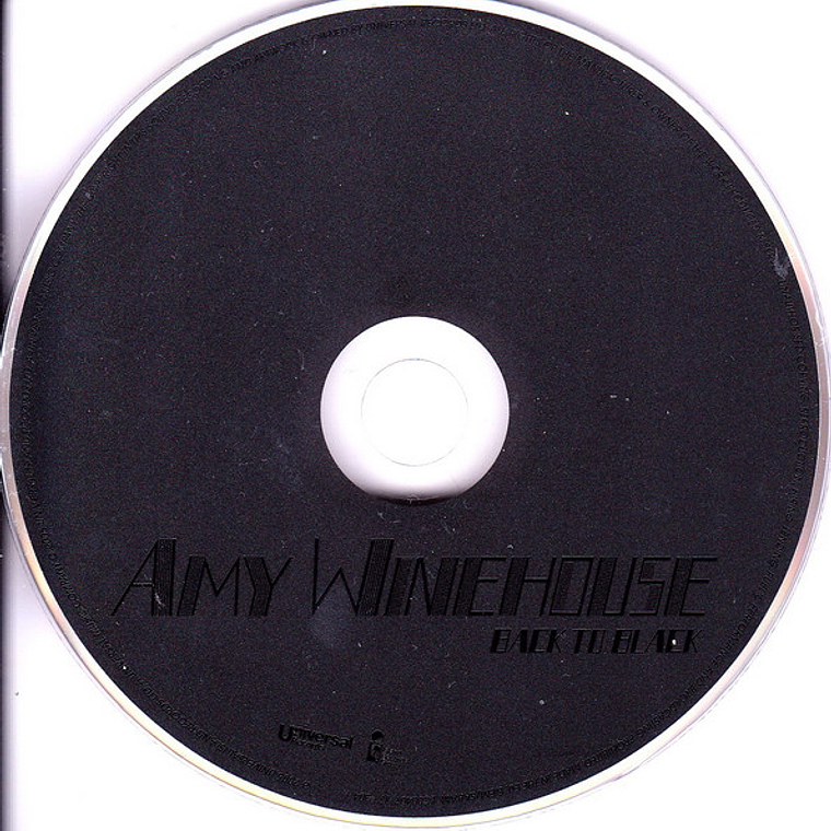 Amy Winehouse - Back To Black 4