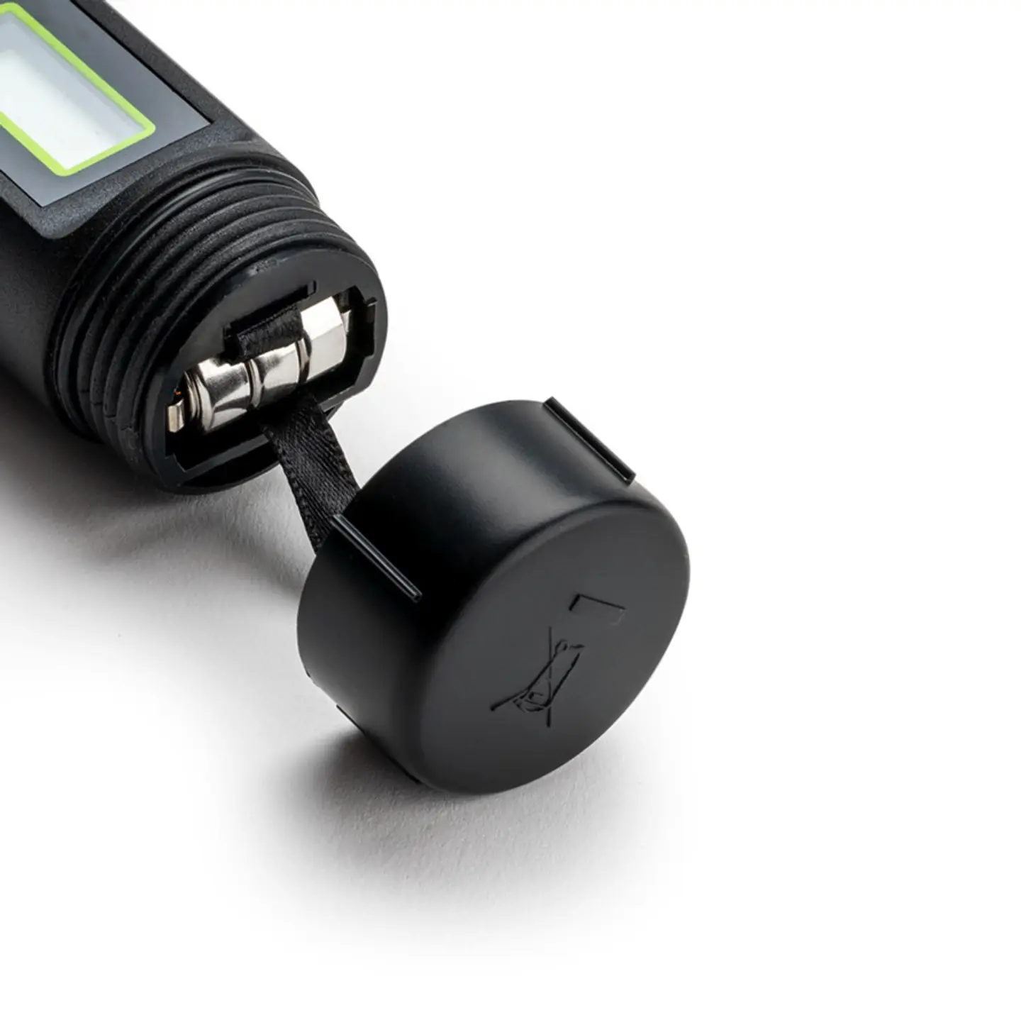 Milwaukee MW803 MAX Waterproof Low Range 4-in-1 pH / EC / TDS/Temp Tester with Replaceable Probe 6