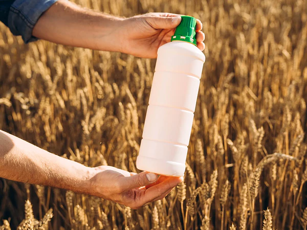 Cómo elegir químicos y materias primas para agricultura