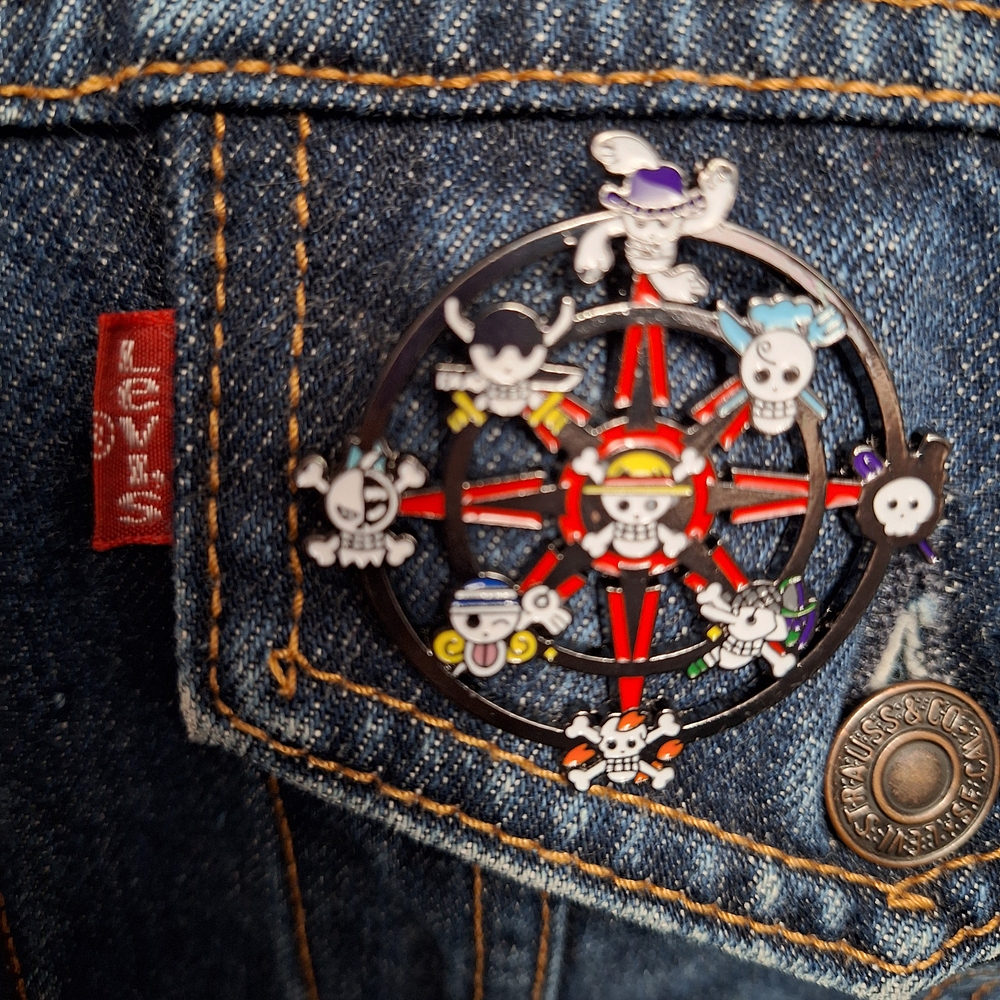 Pins Anime