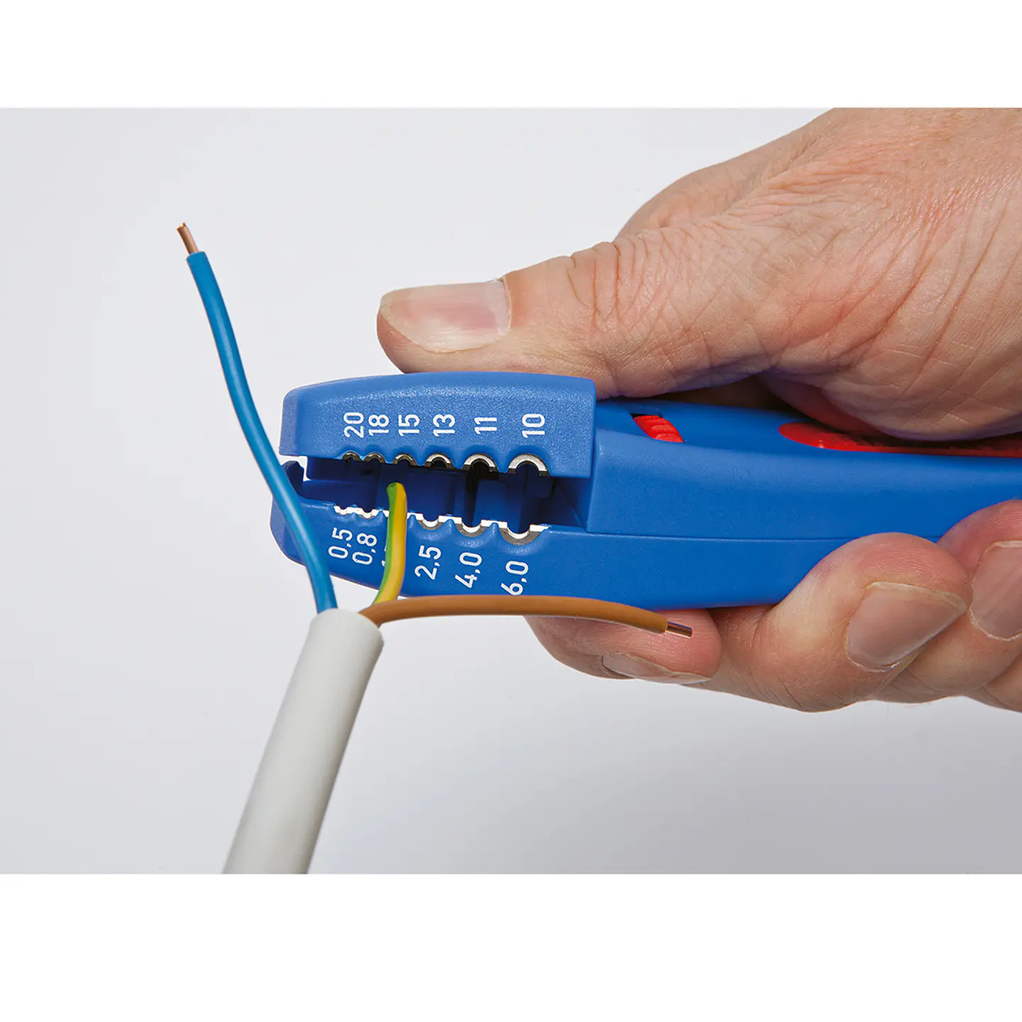Pelador de Cable Profesional Nº S 4 - 28 Multifuncion 4