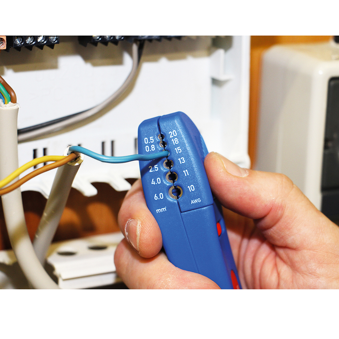 Pelador de Cable Profesional Nº S 4 - 28 Multifuncion 5