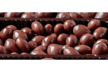 10 beneficios sorprendentes de los frutos secos bañados en chocolate