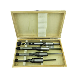 JGO BROCAS P. AGUJERO CUADRADO POR 4PCS MAKAWA