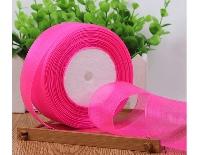 Cinta Organza 1 cm Rollo contiene (22,8 metros)