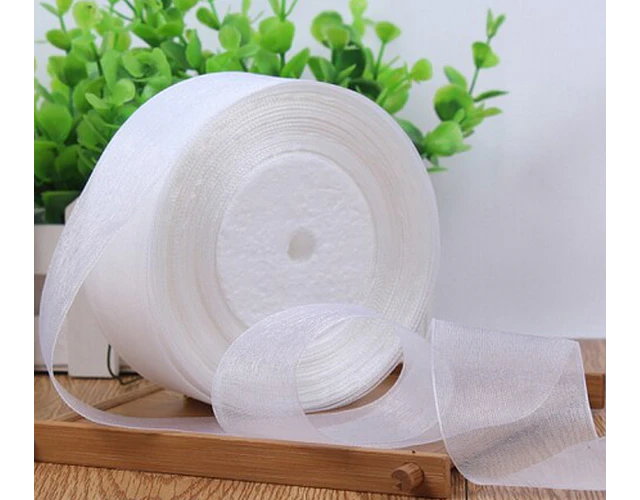 Cinta Organza 4 cm Rollo contiene (22,8 metros)