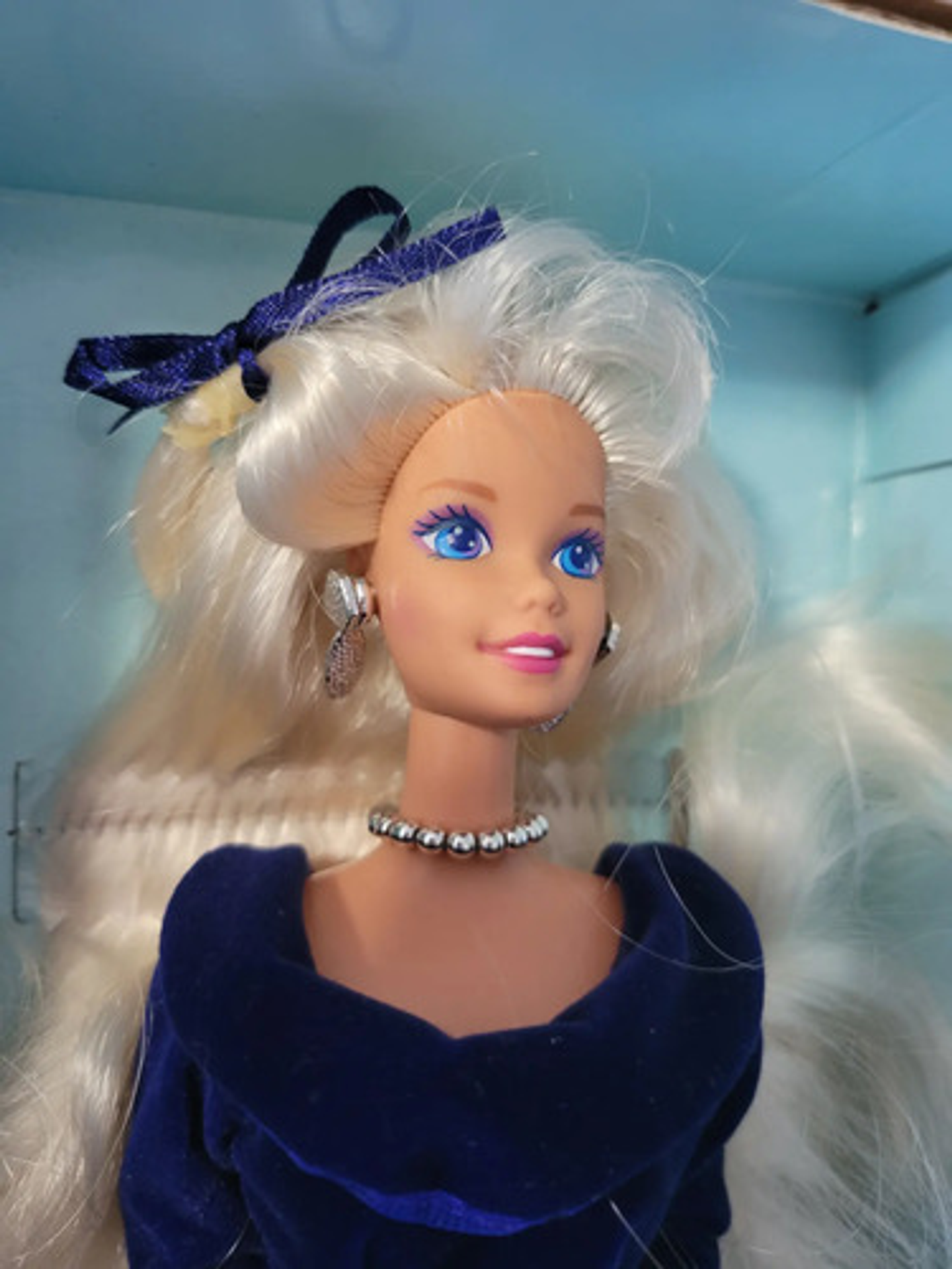 Barbie Winter Velvet Special Edition Avon 1995 Coleccionable 3