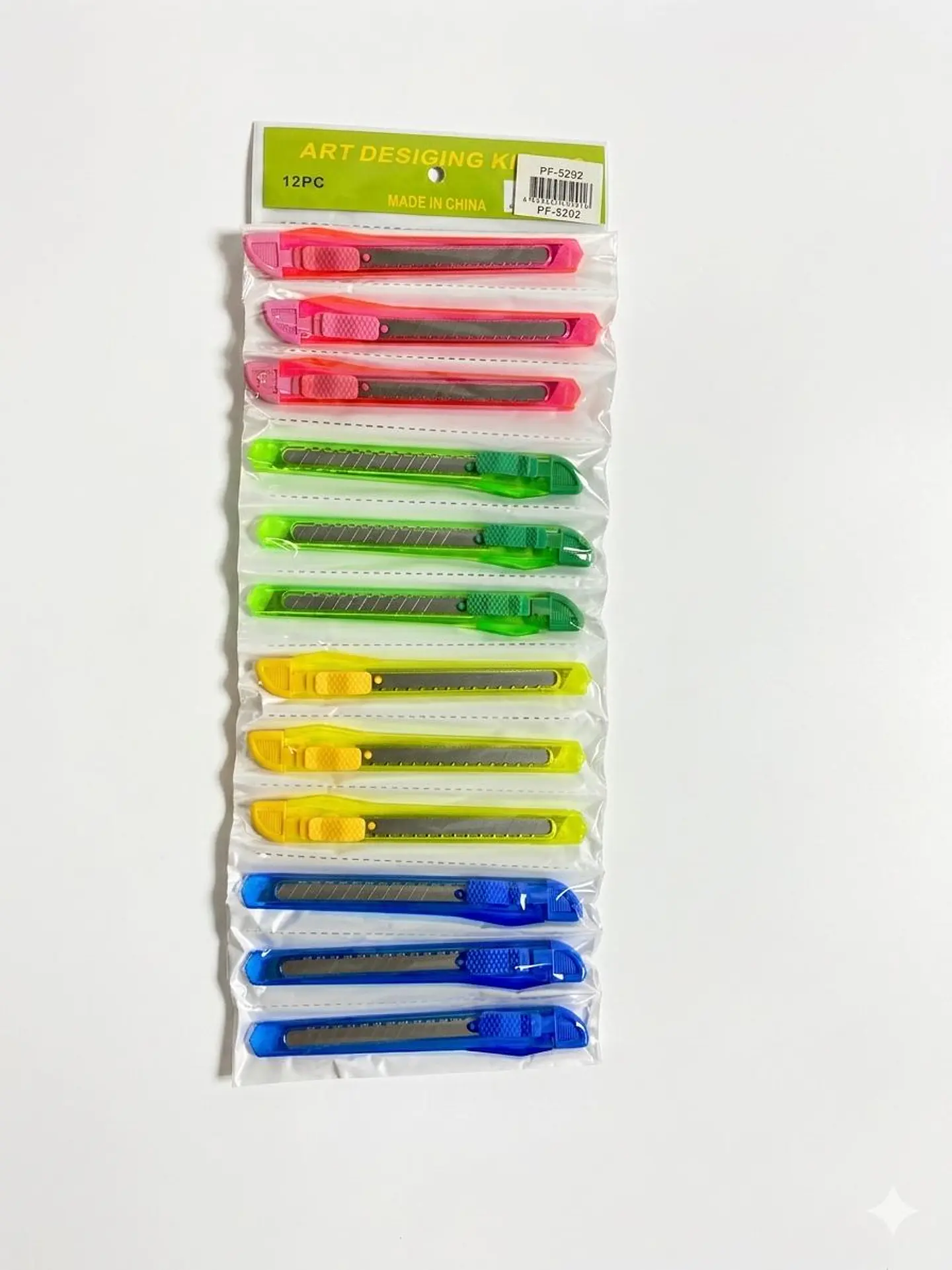 BISTURÍ DESIGING KNIVES PEQUEÑO UNIDAD 2