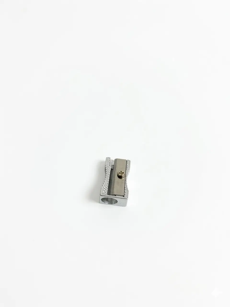 SACAPUNTAS METALICA   1
