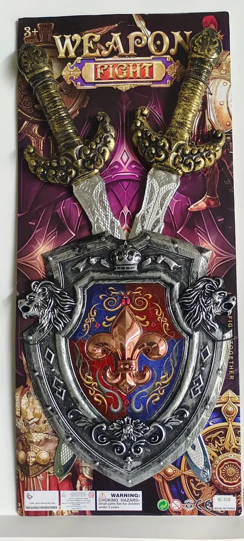 ESPADAS CON ESCUDO
