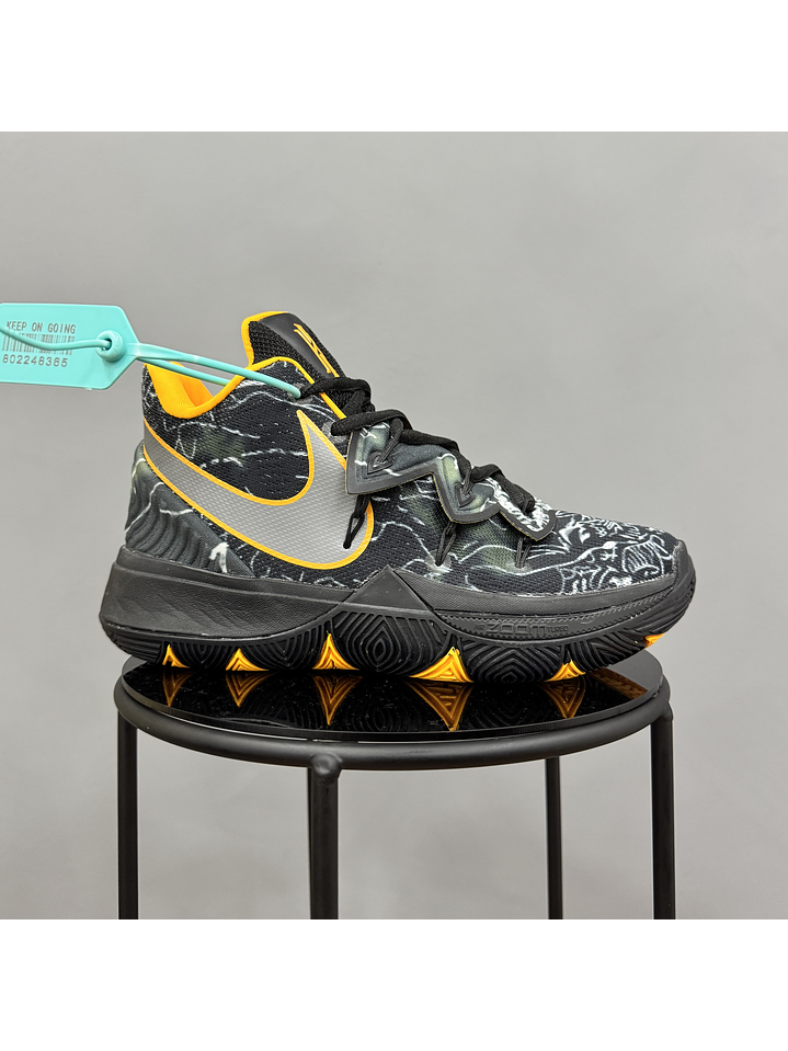 Nike Kyrie 5 Taco 1