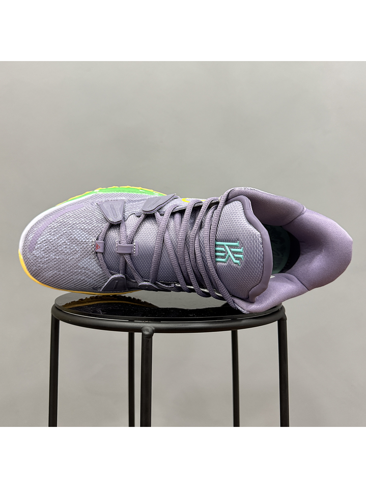 Nike Kyrie 7 GS Daybreak 3