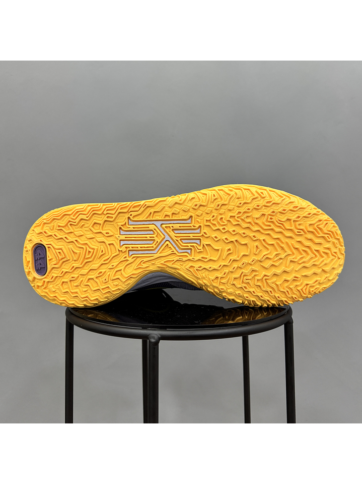 Nike Kyrie 7 GS Daybreak 4