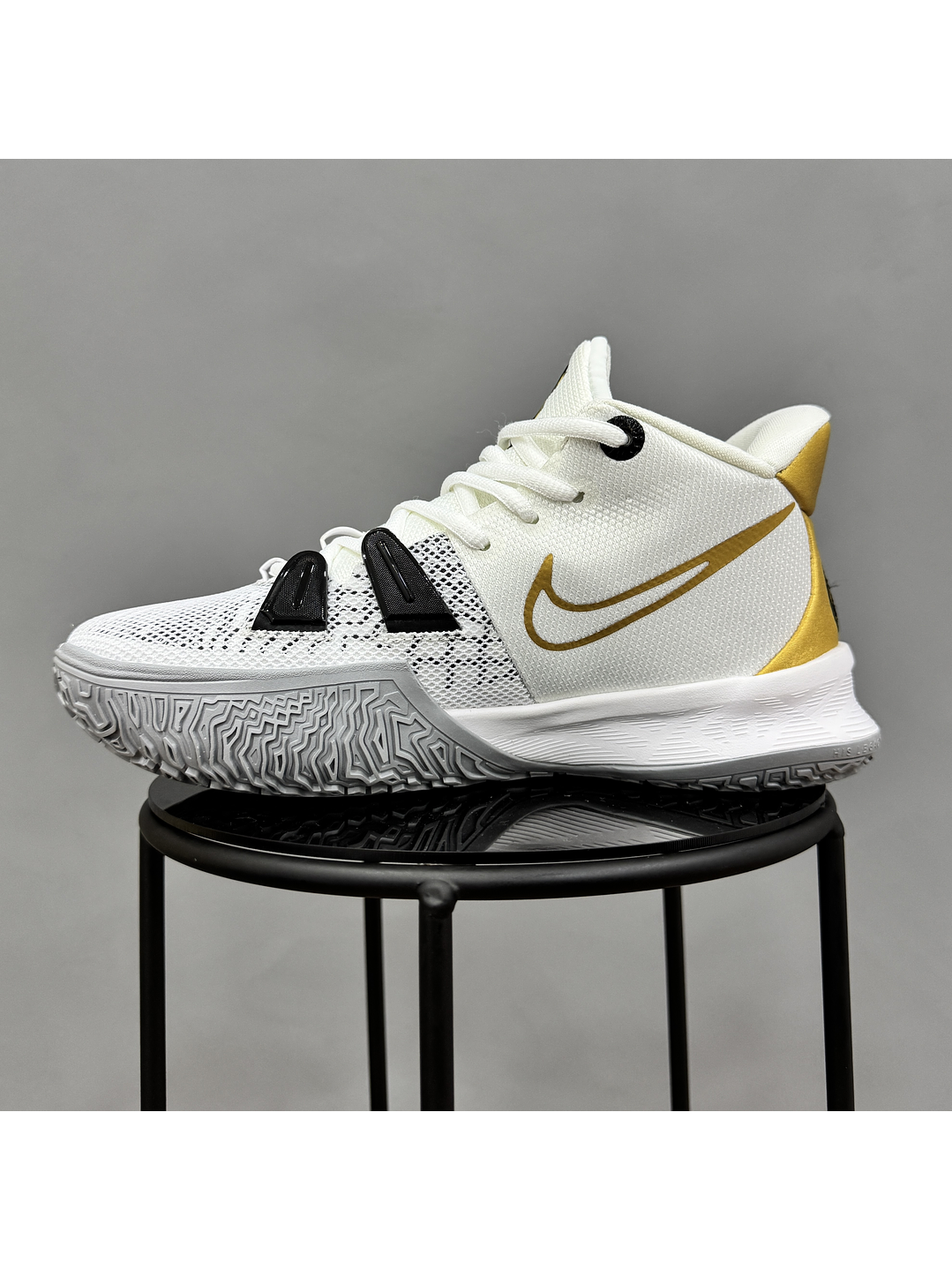 Nike Kyrie 7 Rings 3