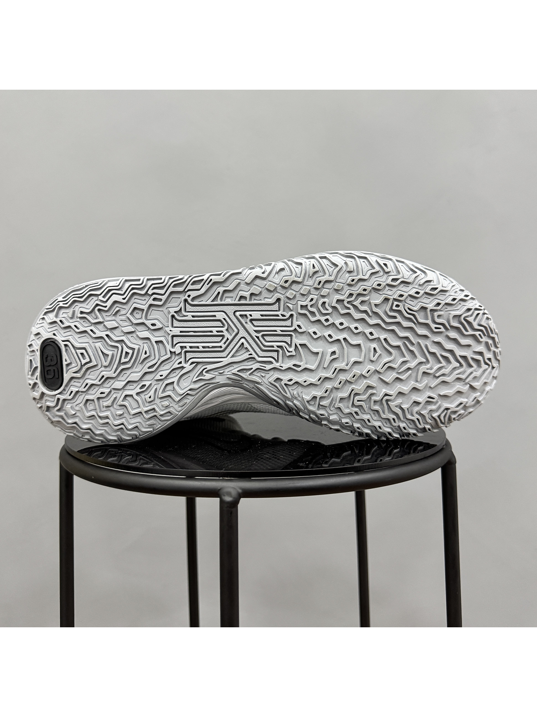 Nike Kyrie 7 Rings 4