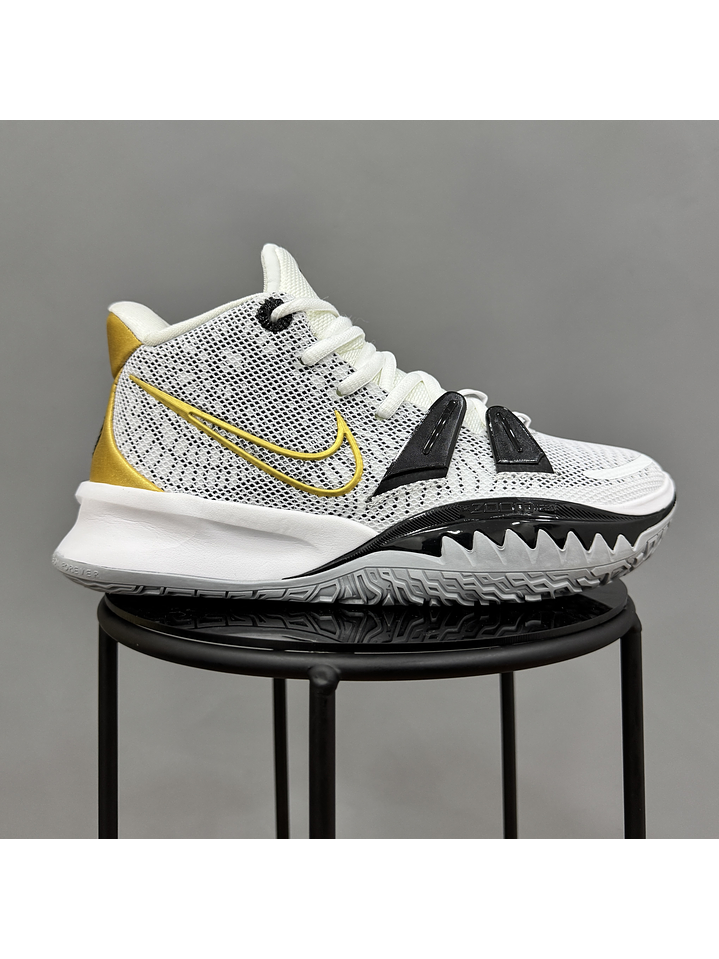 Nike Kyrie 7 Rings 1