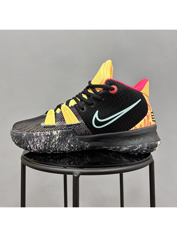 Nike Kyrie 7 Preheat 4