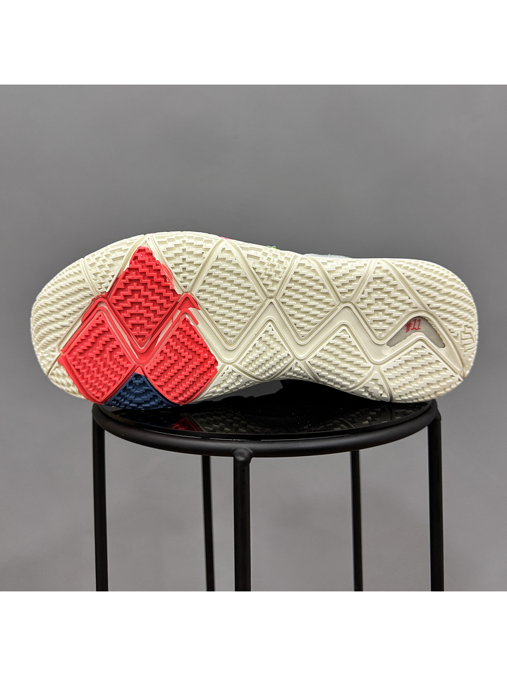 Nike Kybrid S2 Multicolor 3