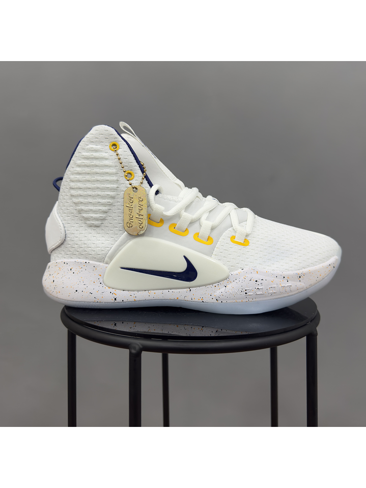 Nike Hyperdunk White 1
