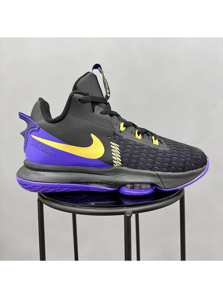 Nike Lebron Witness 5 Negra 1