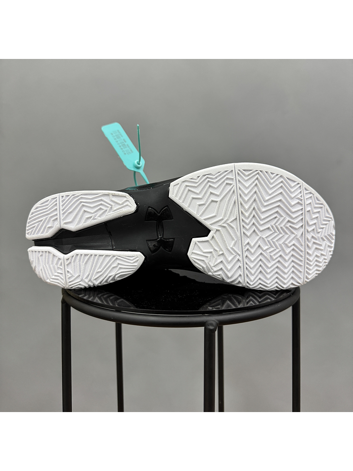 Under Armour Curry 2 Black White  2