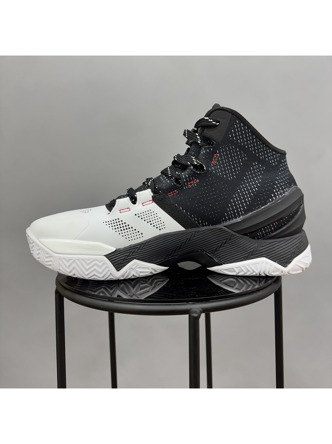 Under Armour Curry 2 Black White  4