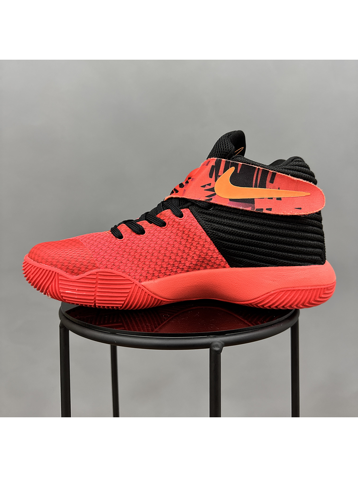 Nike Kyrie 2 Inferno 3