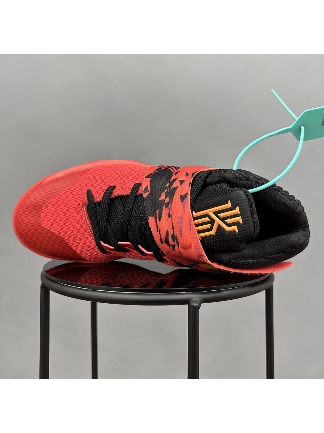 Nike Kyrie 2 Inferno 4