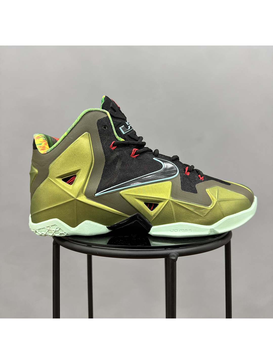 Nike Lebron 11 Kings 1