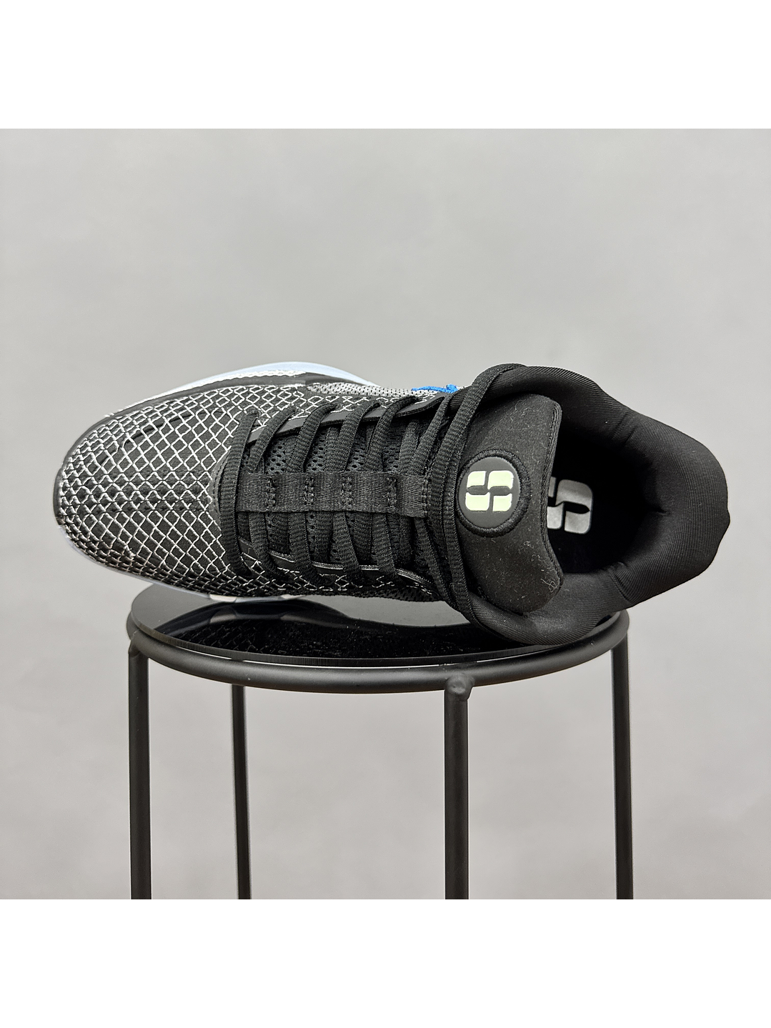 Nike Sabrina Magnetic 4