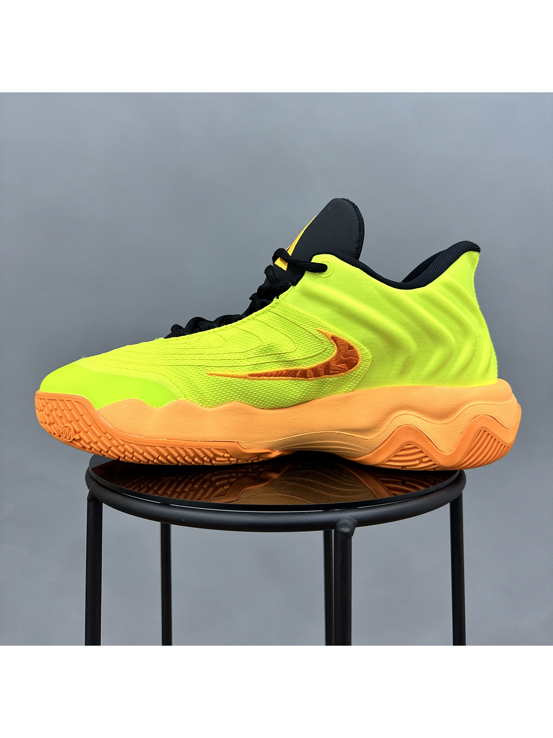 Nike Giannis 4 Mandarín 3