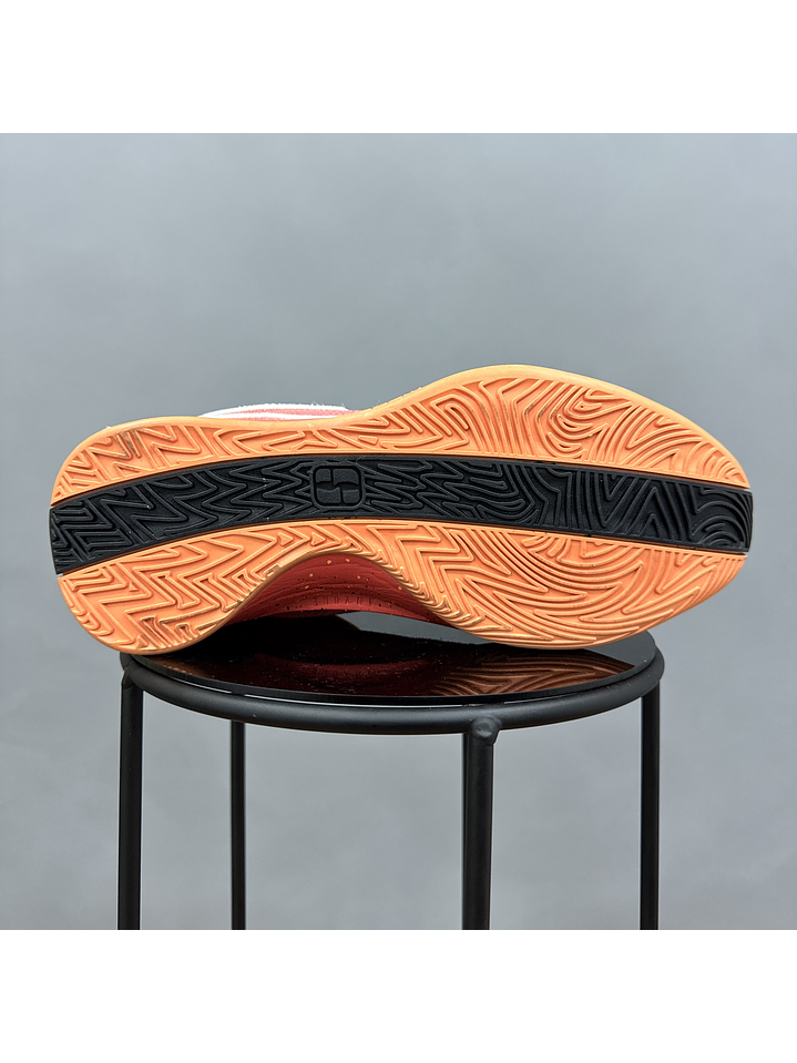 Nike Sabrina Orange 2