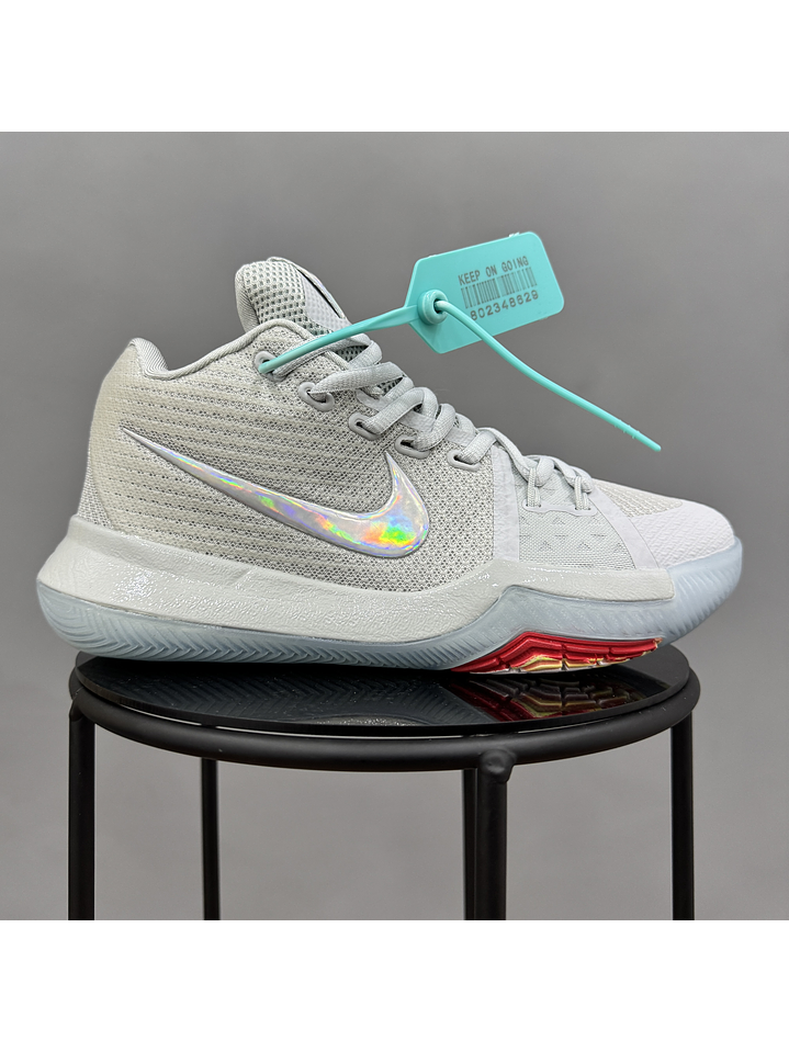 Nike Kyrie 3 Gris 1