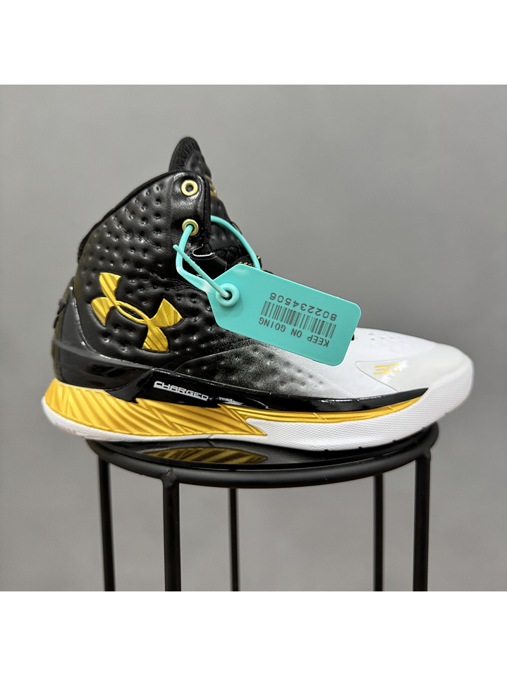 Under Armour Curry 1 Black Gold 1