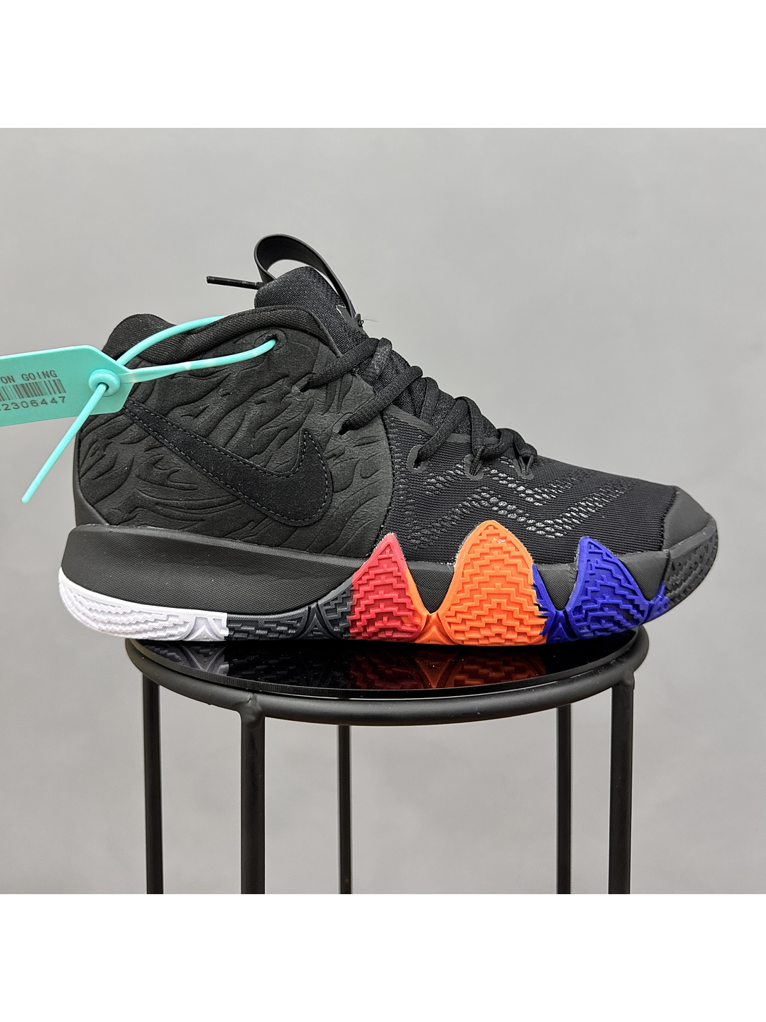 Nike Kyrie 4 Monkey 1