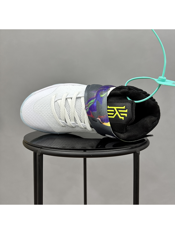 Nike Kyrie 2 White Multicolor 4