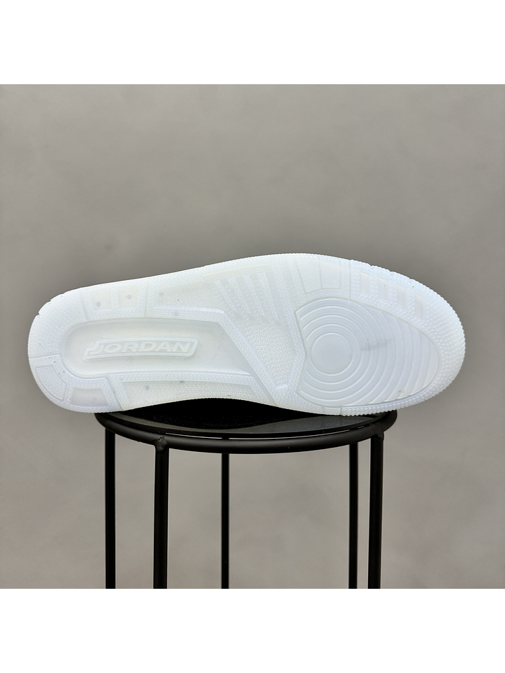 Jordan Retro 3 White Gum 2