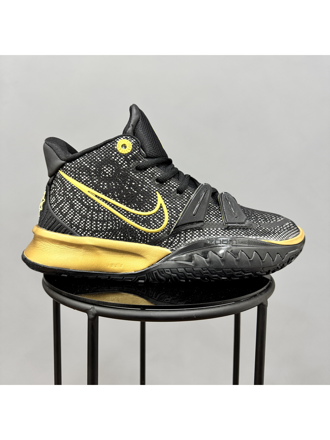 Nike Kyrie 7 Black Gold 1