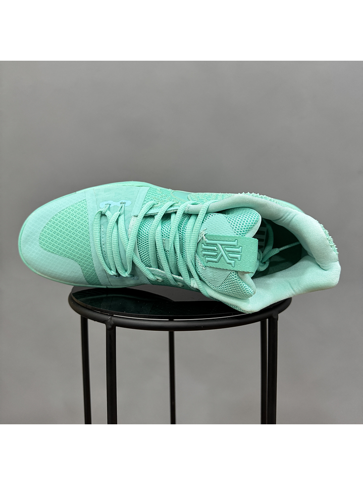 Nike Kyrie 3 Aqua 4