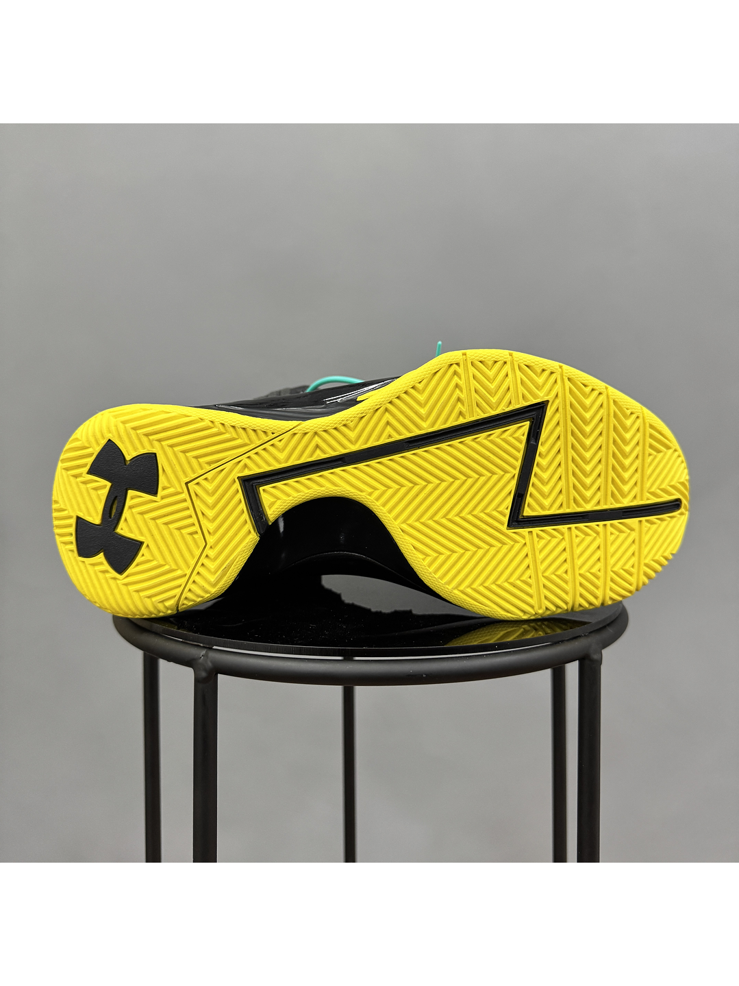 Under Armour Curry 1 Black Yellow 2
