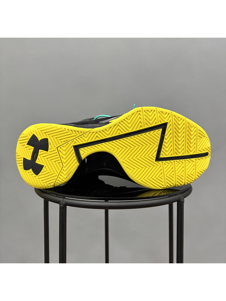 Under Armour Curry 1 Black Yellow 2